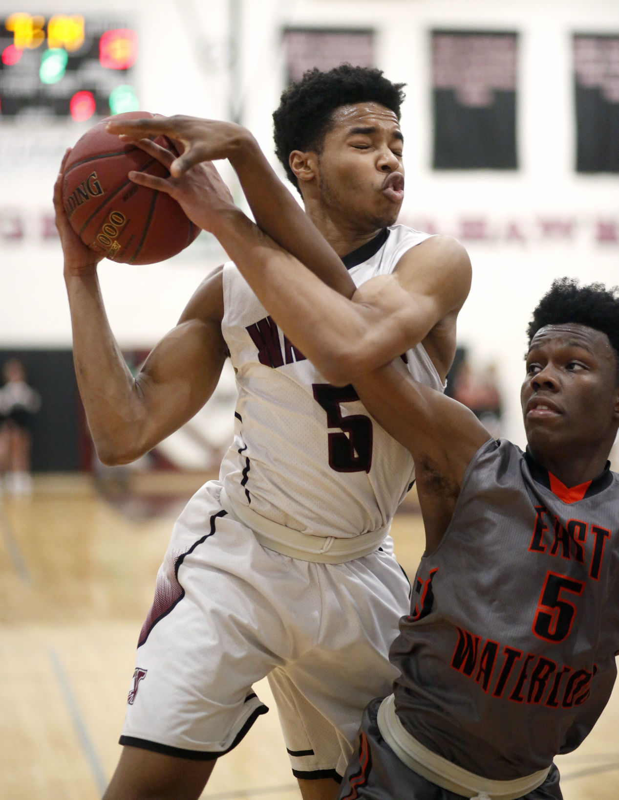 012618mp-east-west-boys-bball-3